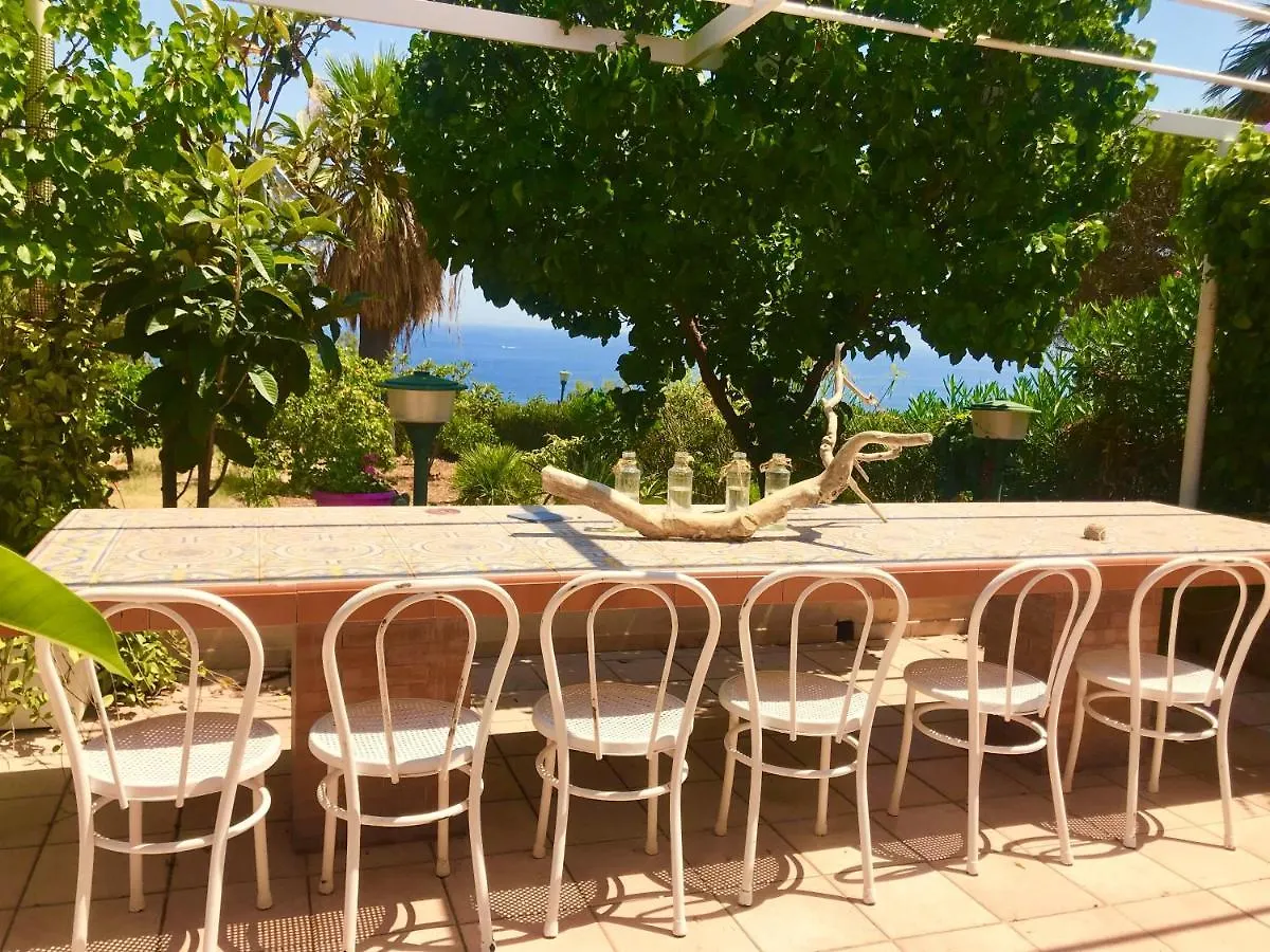 Villa Claudia Scopello